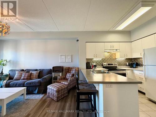 315 - 1077 Gordon Street, Guelph, ON - Indoor Photo Showing Kitchen With Double Sink