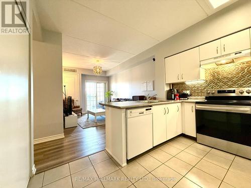 315 - 1077 Gordon Street, Guelph, ON - Indoor Photo Showing Kitchen