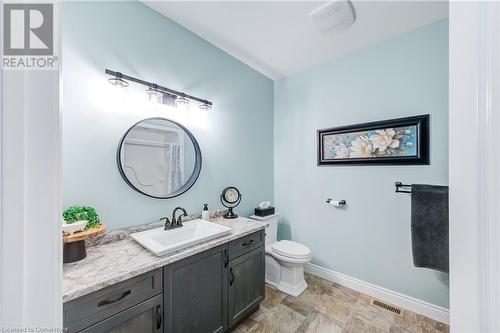 111 King Street E Unit# 9, Ingersoll, ON - Indoor Photo Showing Bathroom