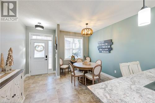 111 King Street E Unit# 9, Ingersoll, ON - Indoor Photo Showing Dining Room