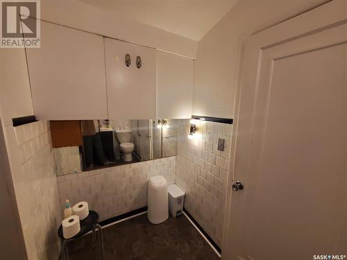 129 1St Street W, Ponteix, SK - Indoor Photo Showing Bathroom