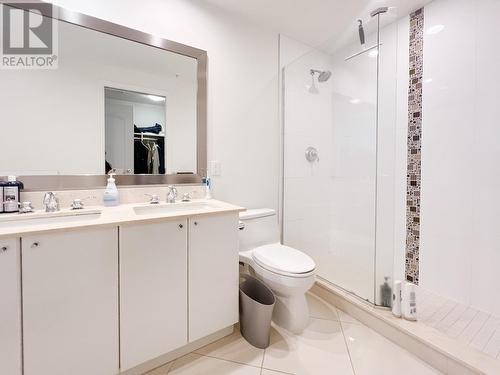 904 162 Victory Ship Way, North Vancouver, BC - Indoor Photo Showing Bathroom