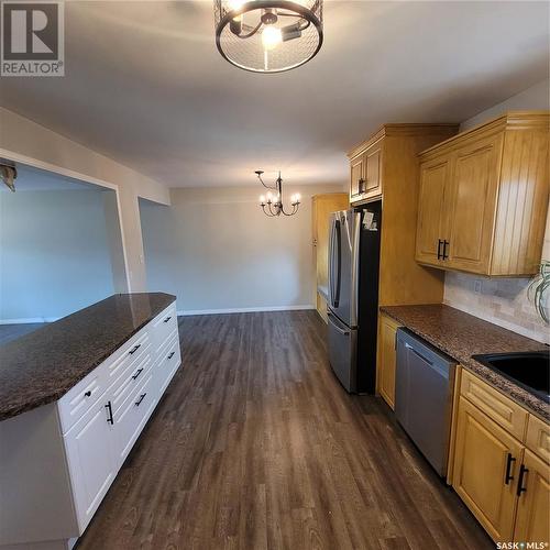 307 Birch Street, Caronport, SK - Indoor Photo Showing Kitchen