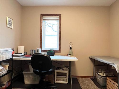 95 Alexander Street, Treherne, MB - Indoor Photo Showing Office