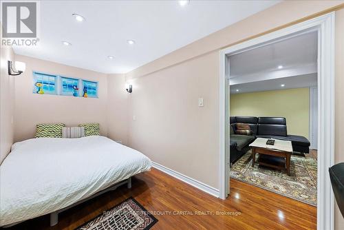 77 Worthington Avenue, Richmond Hill, ON - Indoor Photo Showing Bedroom