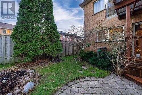 77 Worthington Avenue, Richmond Hill, ON - Outdoor