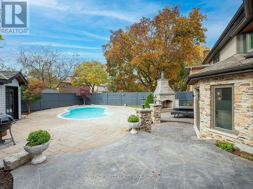 3602 Logmoss Crescent, Mississauga, ON - Outdoor With In Ground Pool