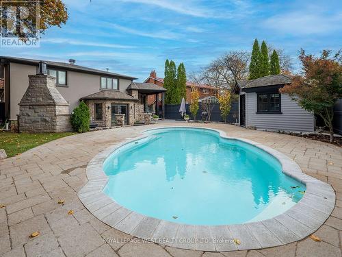 3602 Logmoss Crescent, Mississauga, ON - Outdoor With In Ground Pool