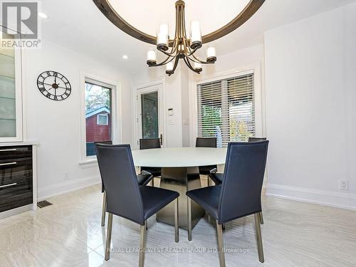 3602 Logmoss Crescent, Mississauga, ON - Indoor Photo Showing Dining Room