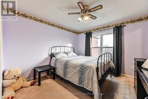 541 Bondi Avenue, Newmarket, ON - Indoor Photo Showing Bedroom