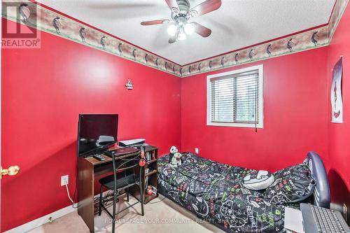 541 Bondi Avenue, Newmarket, ON - Indoor Photo Showing Bedroom