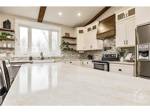 691 Rideau River Road, Merrickville, ON 