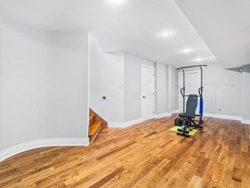 Exercise room - 256 Rue Des Alismas, Laval (Sainte-Dorothée), QC - Indoor Photo Showing Gym Room