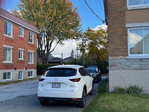 Parking - 15870  - 15880 Av. St-Luc, Saint-Hyacinthe, QC - Outdoor