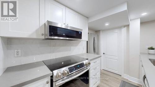 Bsmnt - 28 Preston Hill Crescent, Vaughan, ON - Indoor Photo Showing Kitchen