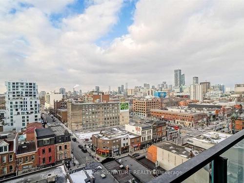 1001-458 Richmond St W, Toronto, ON - Outdoor With View