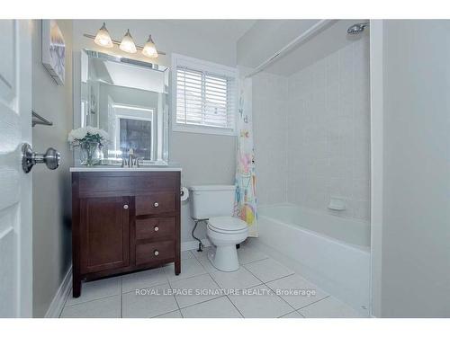 11 Arlston Crt, Whitby, ON - Indoor Photo Showing Bathroom