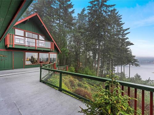 190 South Bank Dr, Salt Spring, BC 