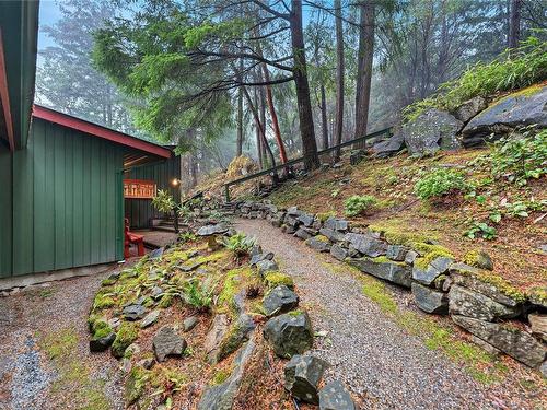 190 South Bank Dr, Salt Spring, BC 