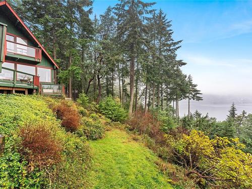 190 South Bank Dr, Salt Spring, BC 