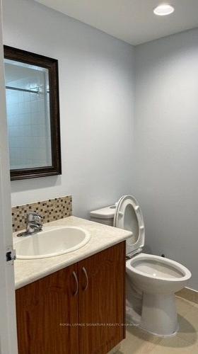 1606-4460 Tucana Crt, Mississauga, ON - Indoor Photo Showing Bathroom