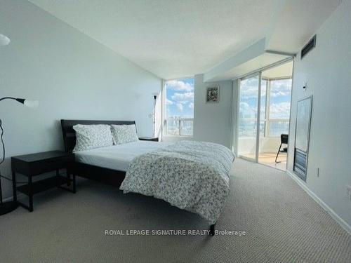 1606-4460 Tucana Crt, Mississauga, ON - Indoor Photo Showing Bedroom