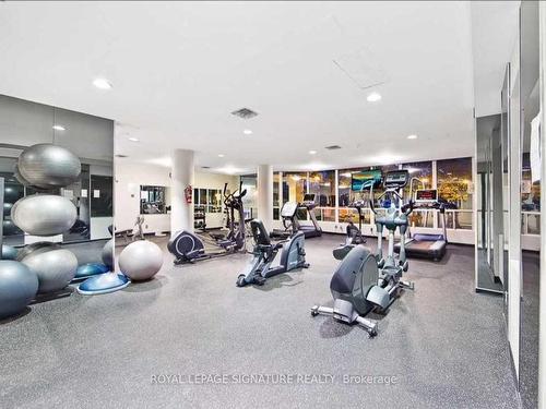 1606-4460 Tucana Crt, Mississauga, ON - Indoor Photo Showing Gym Room