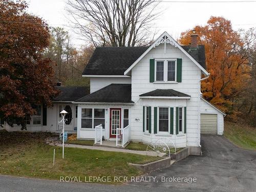 33 Pine Ave, Caledon, ON - Outdoor With Facade