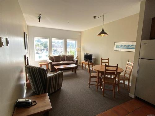 802-1971 Harbour Dr, Ucluelet, BC - Indoor