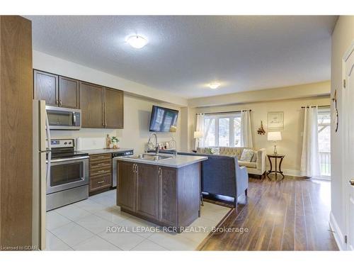 135 Samuel Dr, Wellington North, ON - Indoor Photo Showing Kitchen