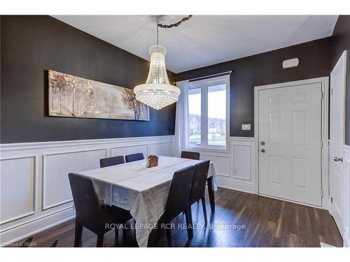 135 Samuel Dr, Wellington North, ON - Indoor Photo Showing Dining Room