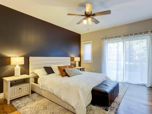 211721 Baseline, West Grey, ON - Indoor Photo Showing Bedroom