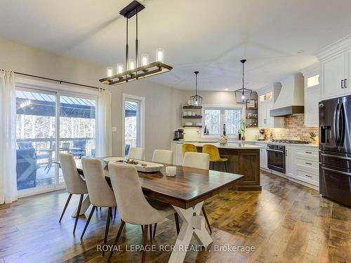 211721 Baseline, West Grey, ON - Indoor Photo Showing Dining Room