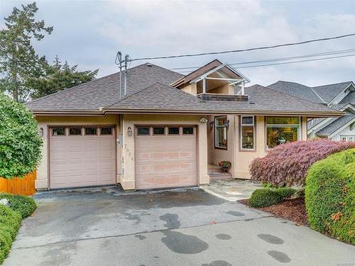 7064 Brentwood Dr, Central Saanich, BC 