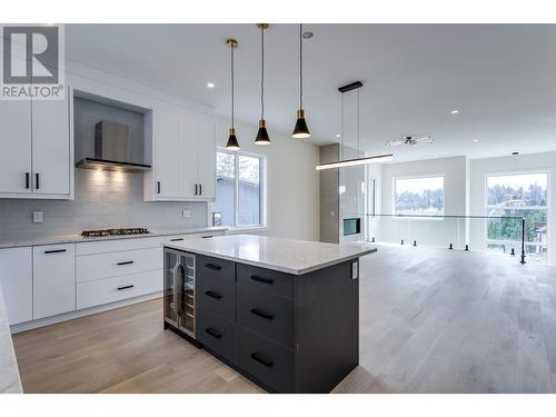 830 Westview Way Unit# 10 Lot# 10, West Kelowna, BC - Indoor Photo Showing Kitchen With Upgraded Kitchen