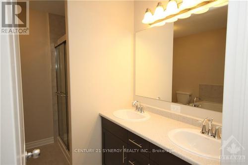 55 Arkose Street, Ottawa, ON - Indoor Photo Showing Bathroom