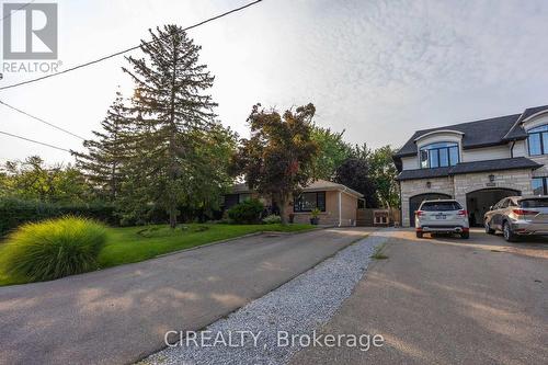 1397 Waverly Avenue, Oakville, ON - Outdoor