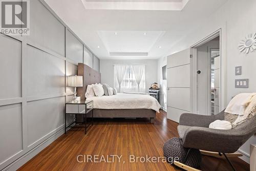 1397 Waverly Avenue, Oakville, ON - Indoor Photo Showing Bedroom