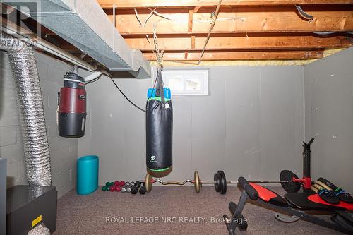 127 Windsor Street N, Welland (772 - Broadway), ON - Indoor Photo Showing Basement