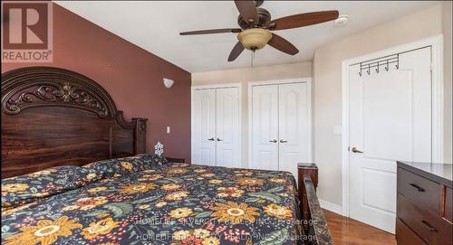 25 Oakmeadow Drive, Brampton, ON - Indoor Photo Showing Bedroom