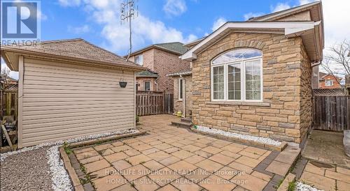 25 Oakmeadow Drive, Brampton, ON - Outdoor With Exterior