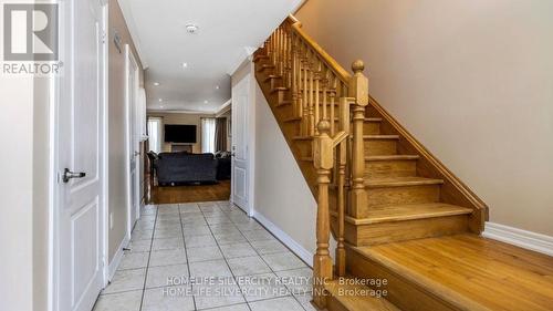 25 Oakmeadow Drive, Brampton, ON - Indoor Photo Showing Other Room