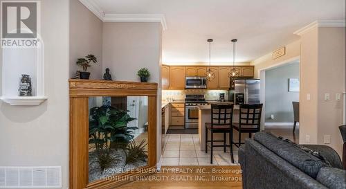 25 Oakmeadow Drive, Brampton, ON - Indoor