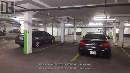 204 - 135 Hillcrest Avenue S, Mississauga, ON - Indoor Photo Showing Garage