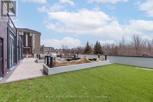 225 Veterans Dr 1011, Brampton, ON - Outdoor