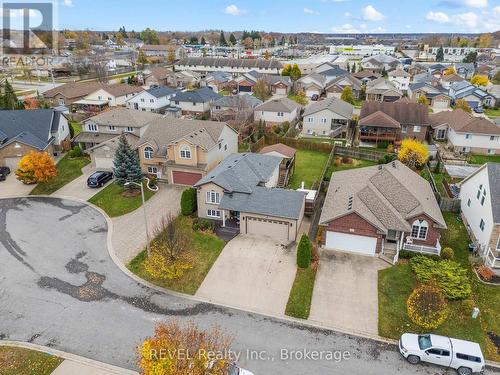 8340 Mullen Court, Niagara Falls (213 - Ascot), ON - Outdoor With View