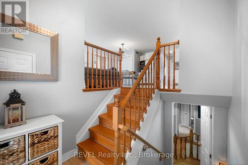 8340 Mullen Court, Niagara Falls (213 - Ascot), ON - Indoor Photo Showing Other Room