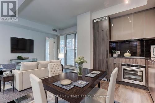 3311 - 125 Blue Jays Way, Toronto, ON - Indoor Photo Showing Dining Room