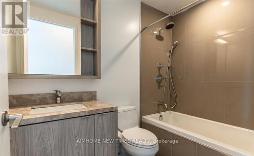 3311 - 125 Blue Jays Way, Toronto, ON - Indoor Photo Showing Bathroom