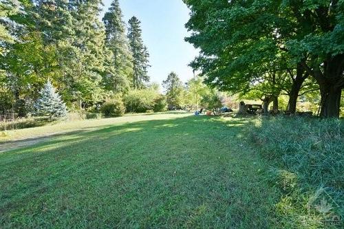 1121 Brae-Loch Road, Braeside, ON 